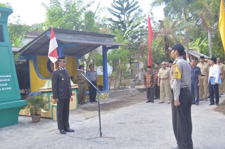 UPACARA TABUR BUNGA DI MAKAM PAHLAWAN R. SUDIHARJO