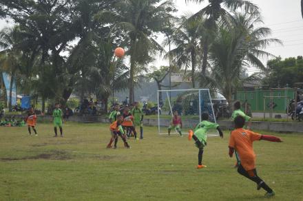 MENANG PENGALAMAN SSB PSB BAMBANGLIPURO TAKLUKKAN SSB CAHAYA SRIGADING 5-1