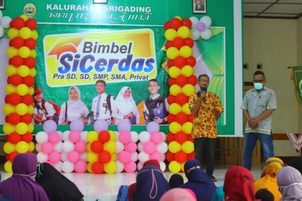 Launching Bimbel Sicerdas Oleh BUMKal Sribaru Sejahtera Srigading